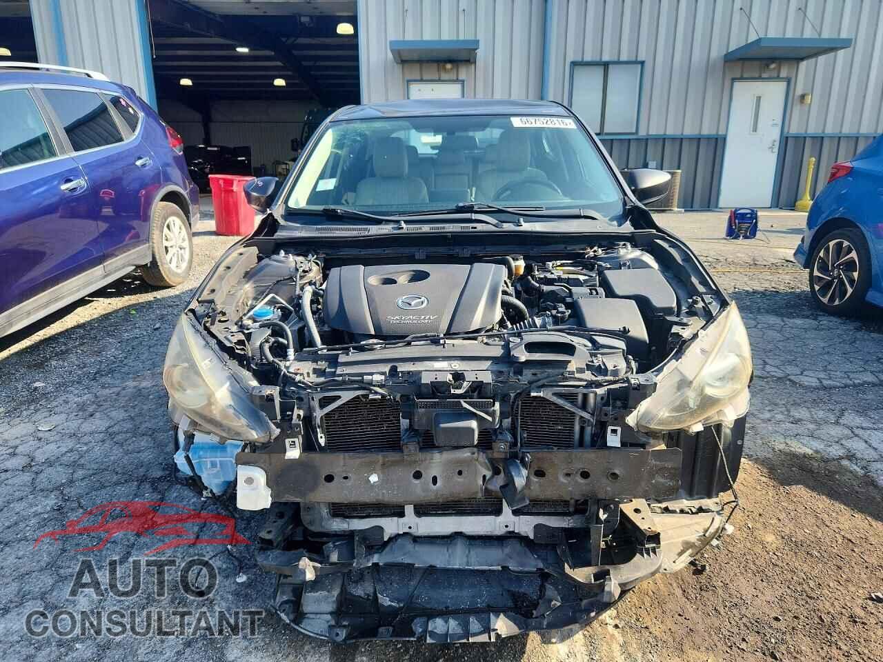 MAZDA 3 2014 - JM1BM1L77E1160695