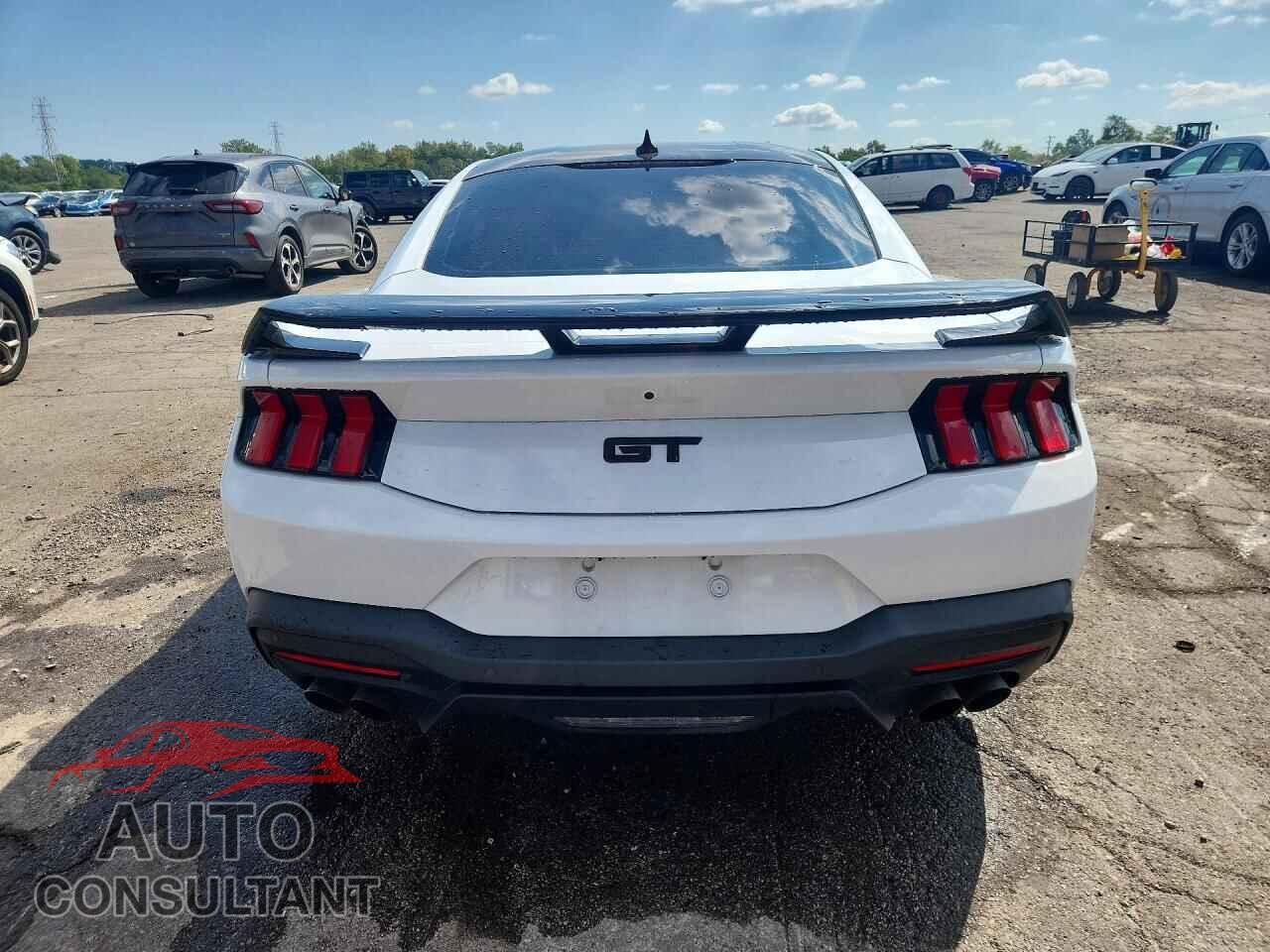 FORD MUSTANG 2024 - 1FA6P8CFXR5433559
