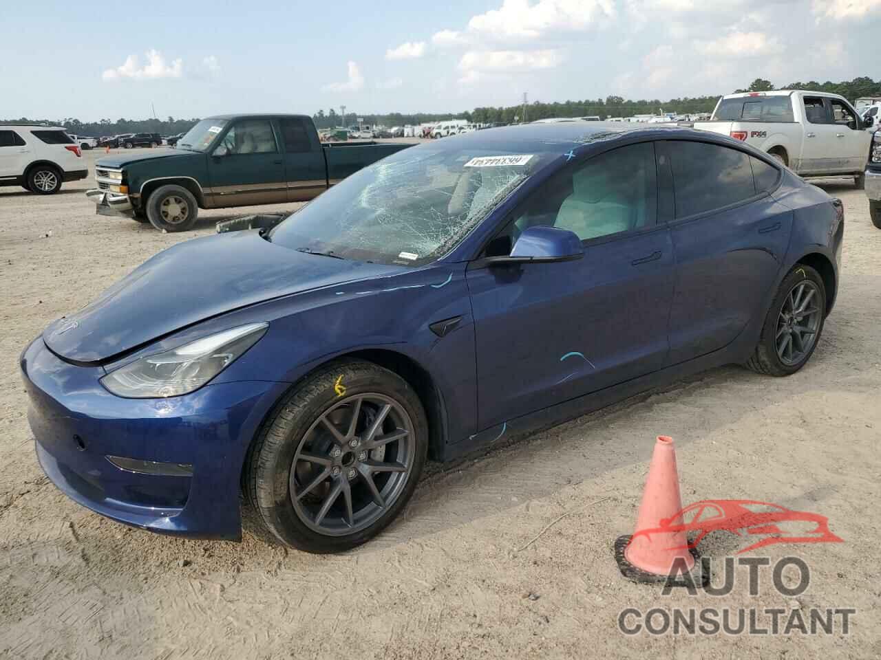 TESLA MODEL 3 2023 - 5YJ3E1EA7PF582843