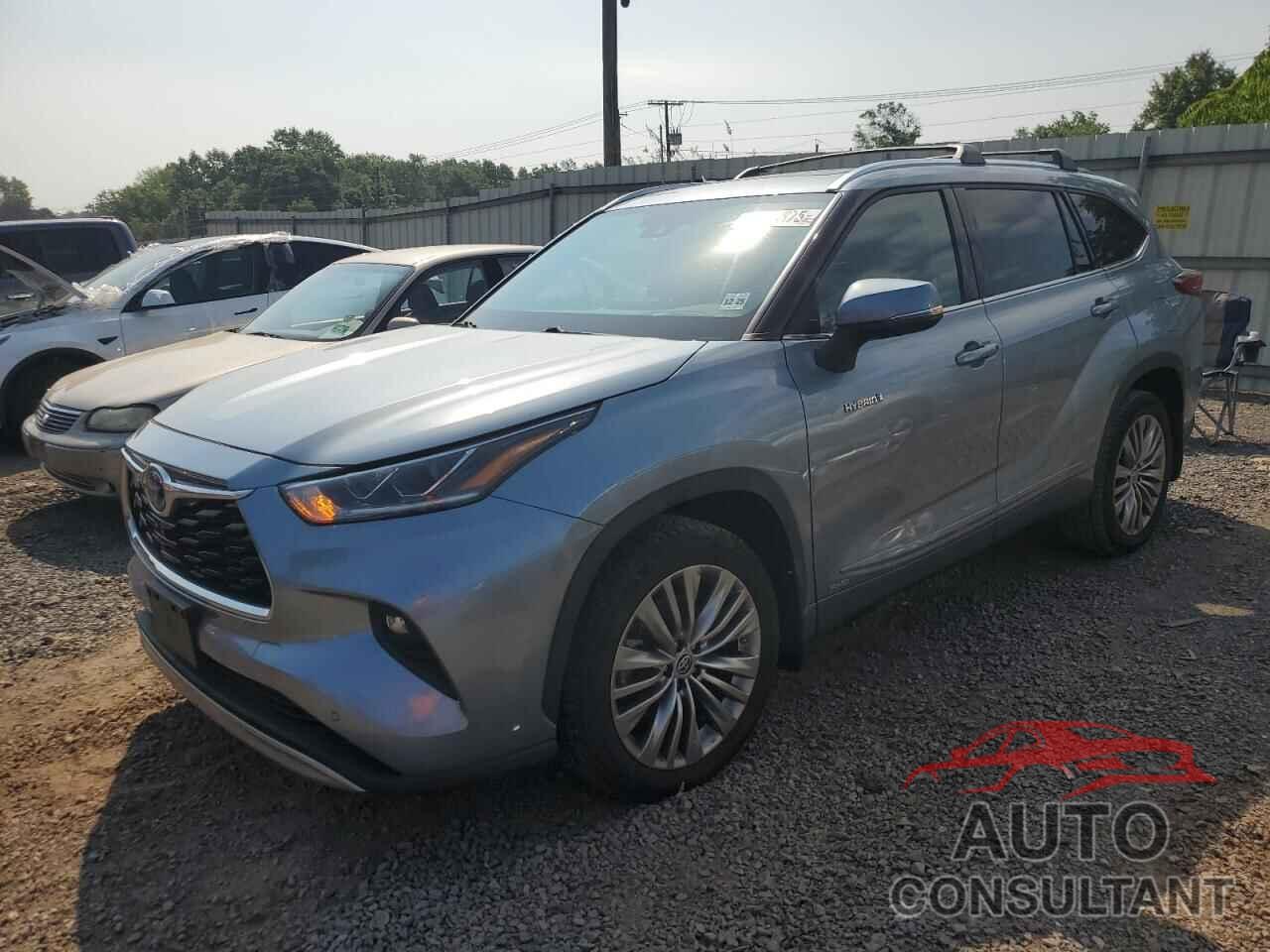 TOYOTA HIGHLANDER 2021 - 5TDEBRCH1MS025904