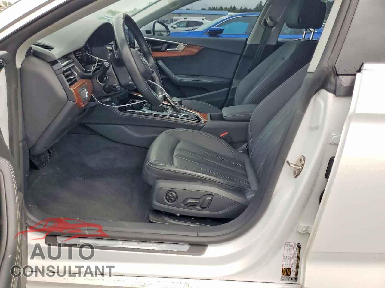 AUDI A5 2023 - WAUCBCF56PA013283