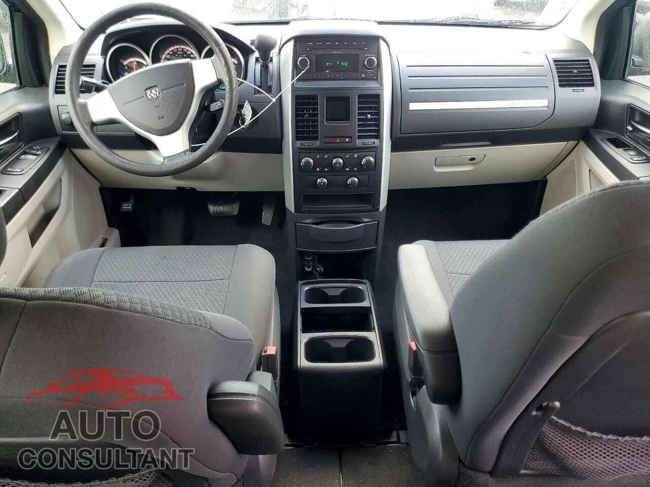 DODGE CARAVAN 2010 - 2D4RN4DE1AR478251