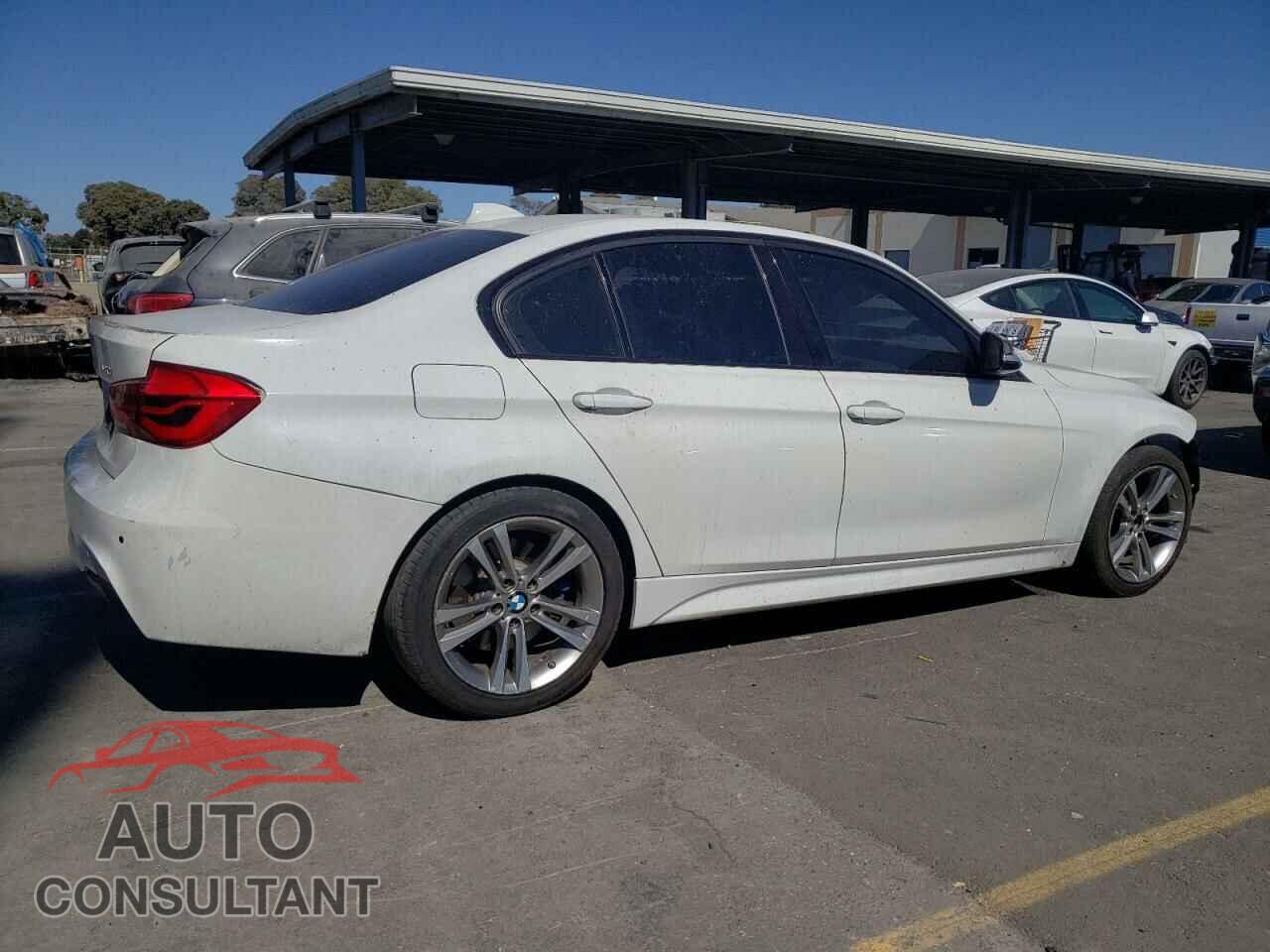 BMW 3 SERIES 2017 - WBA8B9C35HK885204
