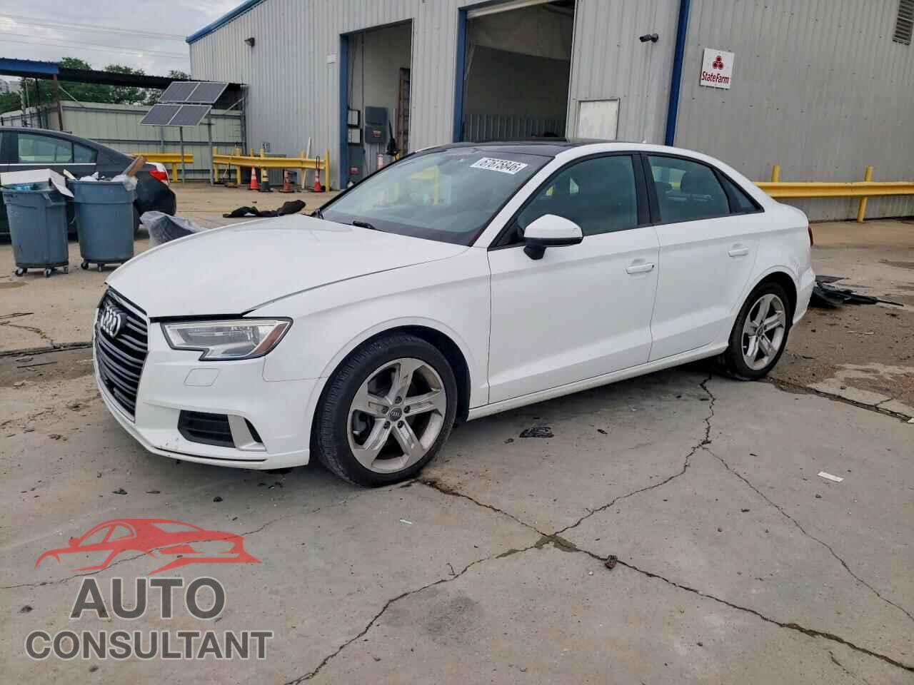 AUDI A3 2018 - WAUAUGFF7J1071802