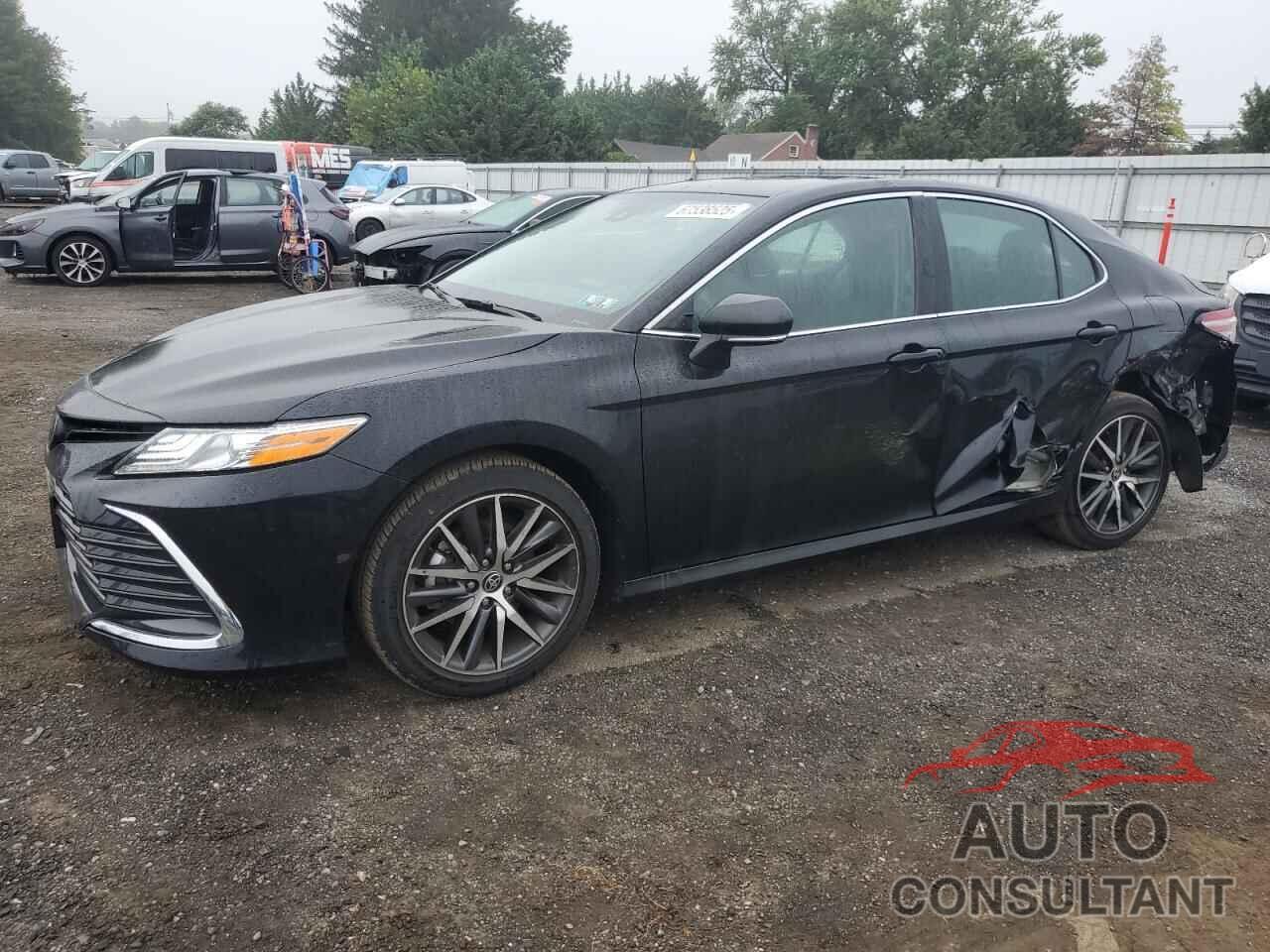 TOYOTA CAMRY 2024 - 4T1F11AK8RU249970
