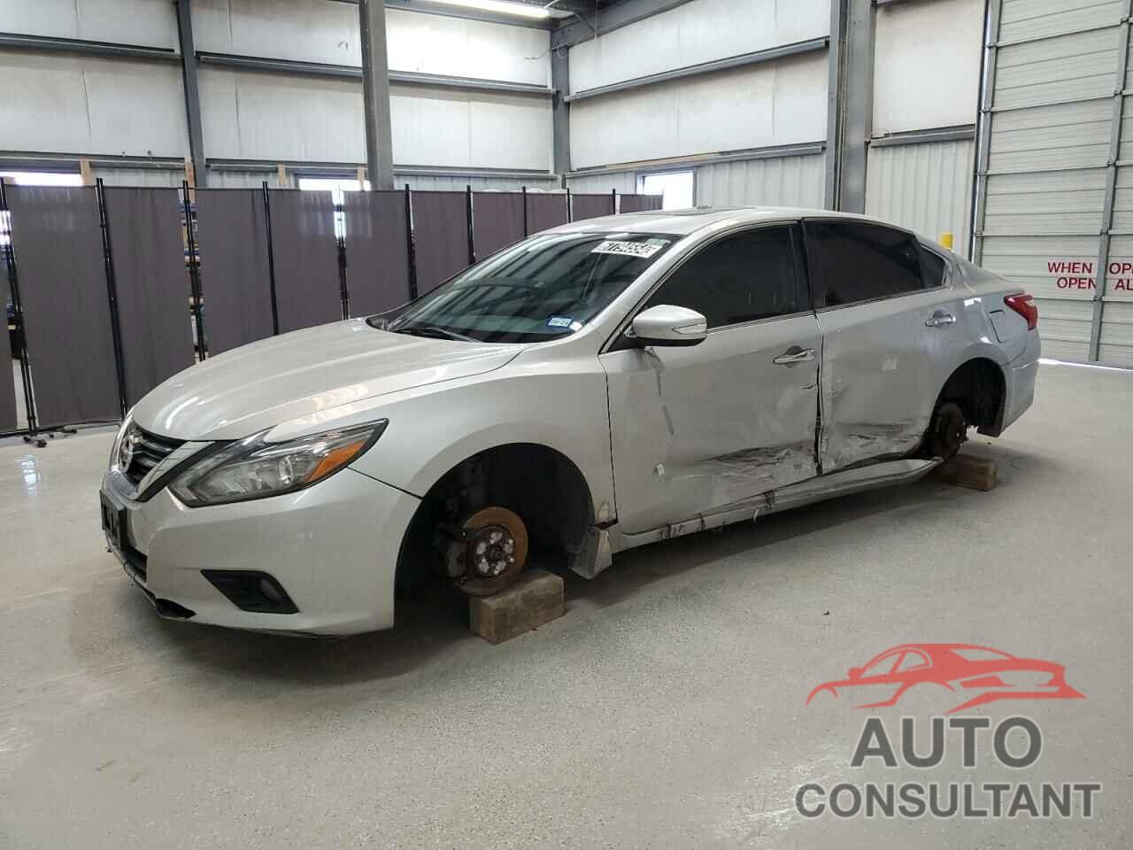 NISSAN ALTIMA 2017 - 1N4AL3AP9HC498403