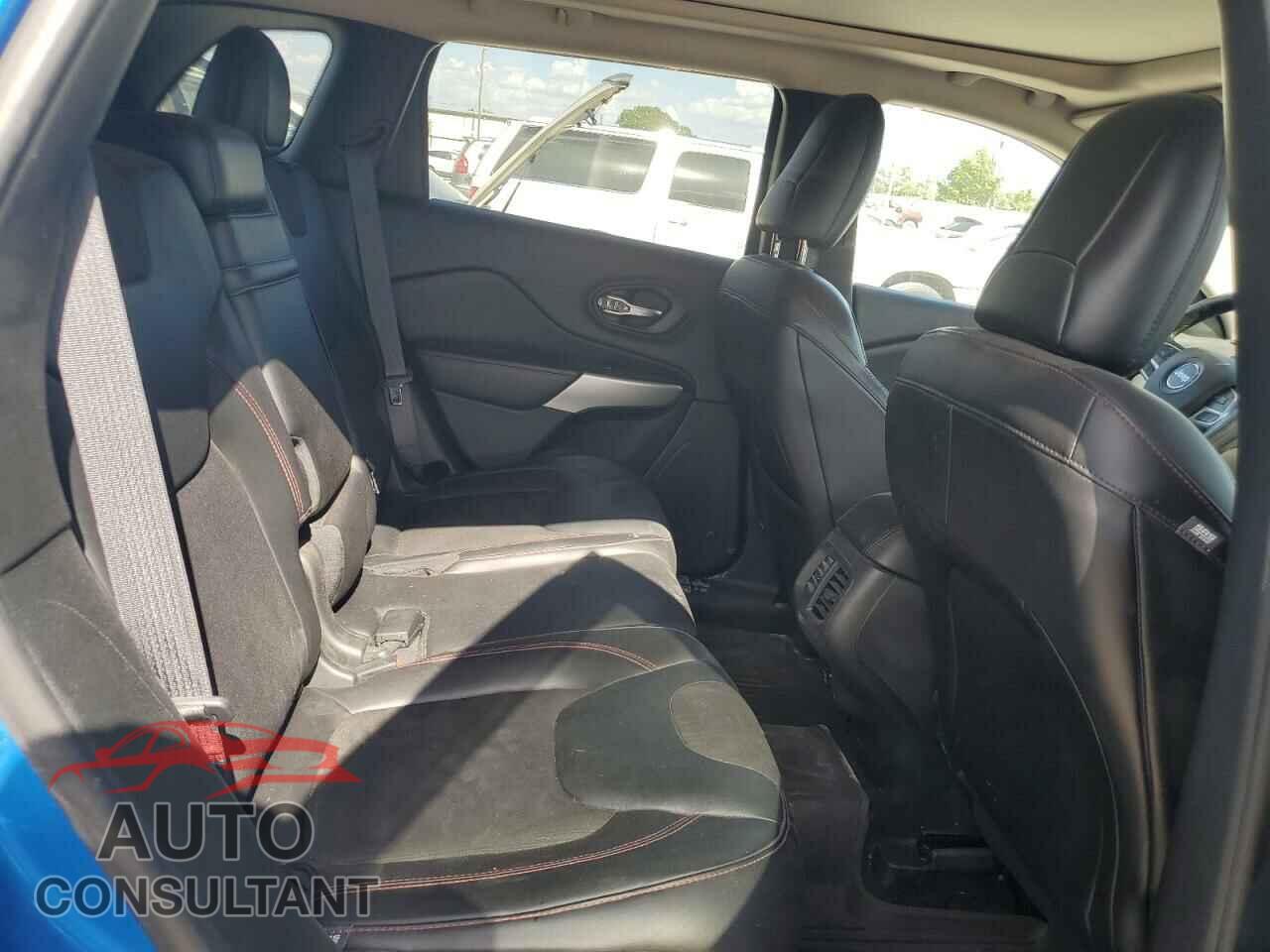 JEEP CHEROKEE 2017 - 1C4PJMBS8HW637115