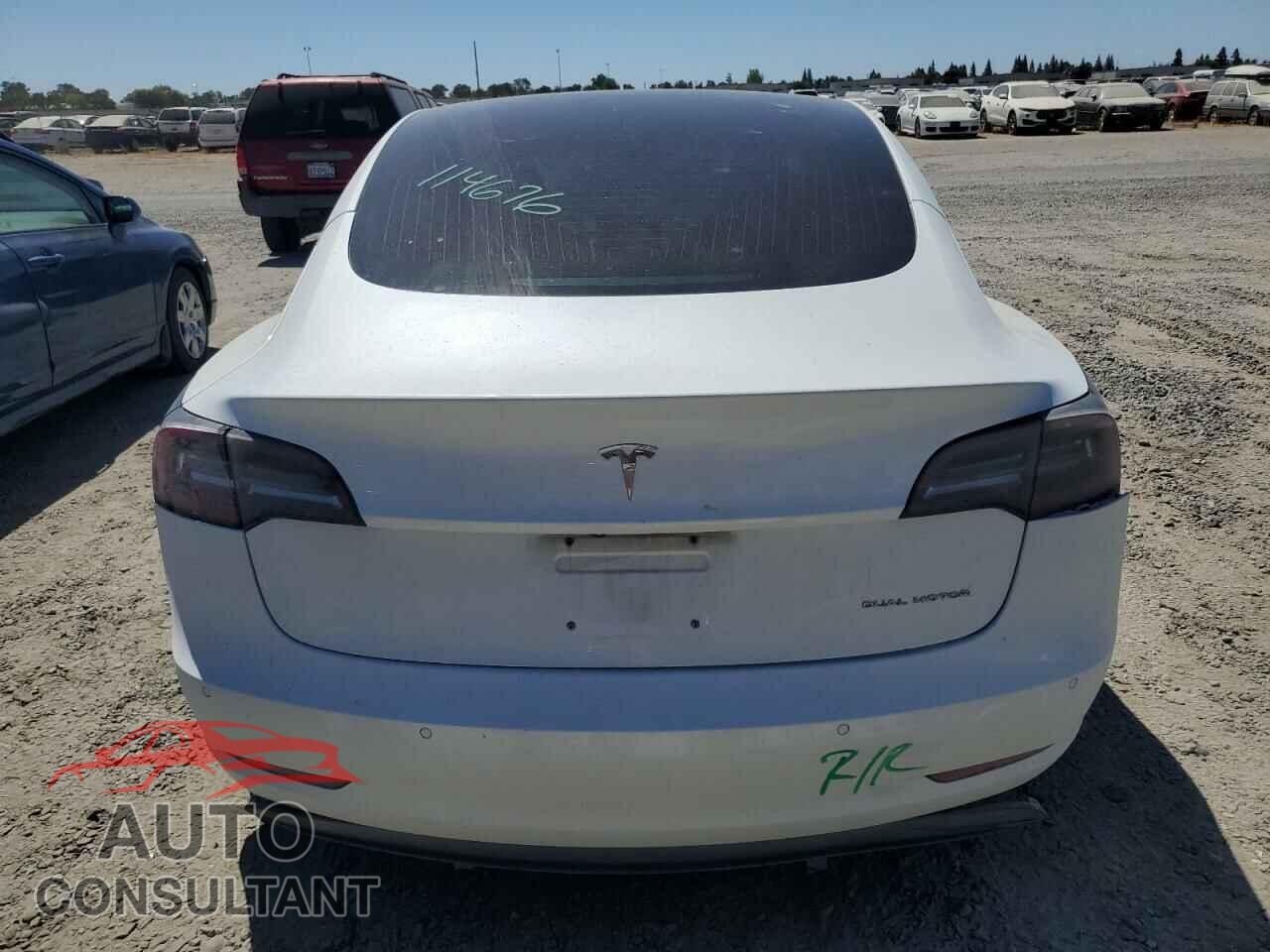 TESLA MODEL 3 2018 - 5YJ3E1EB8JF146812