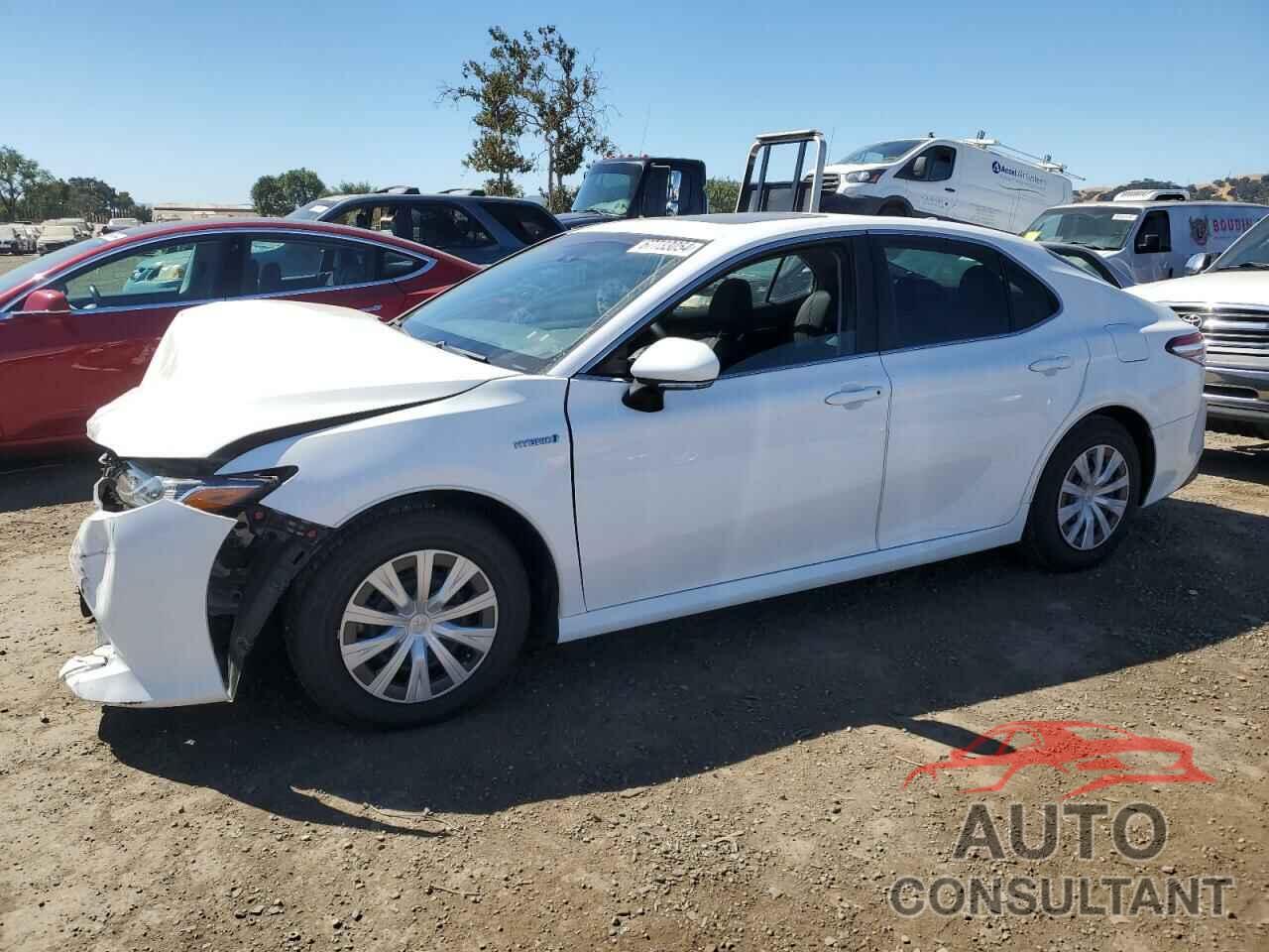 TOYOTA CAMRY 2018 - 4T1B31HK0JU507756