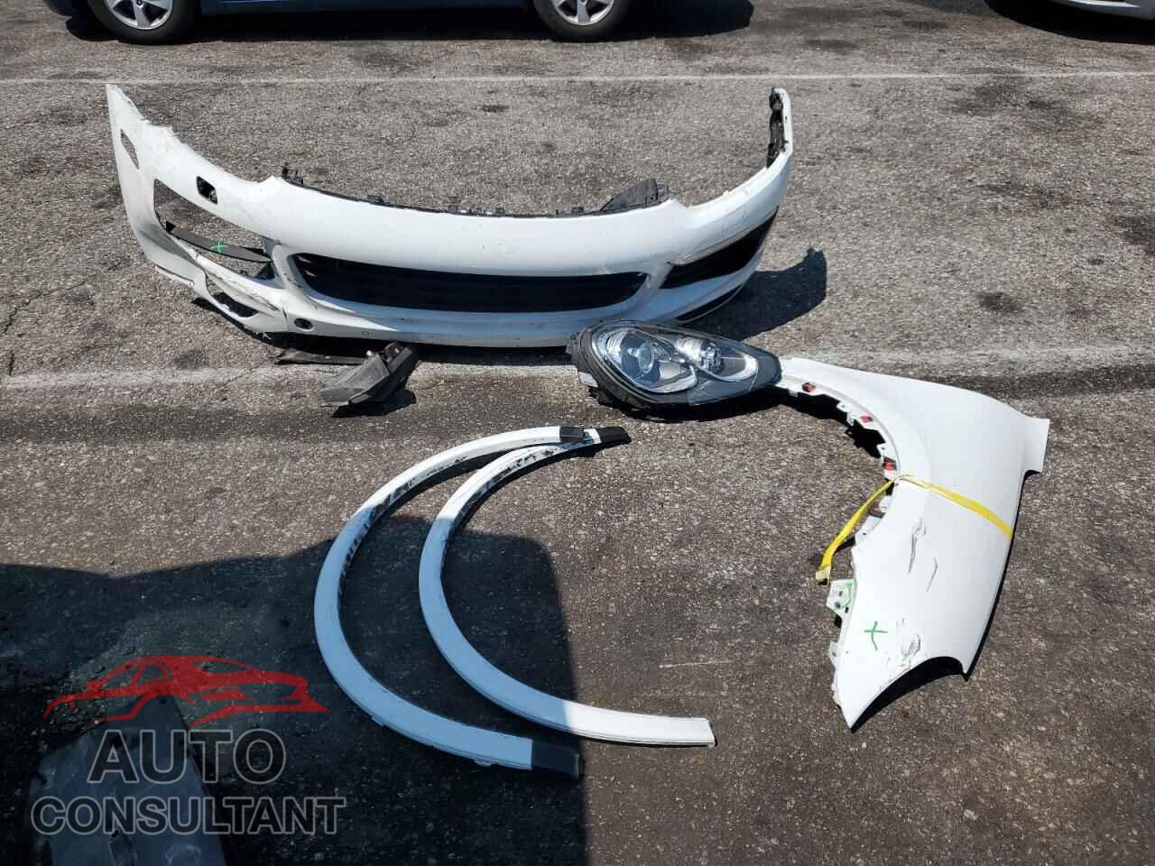 PORSCHE CAYENNE 2017 - WP1AA2A28HKA81924