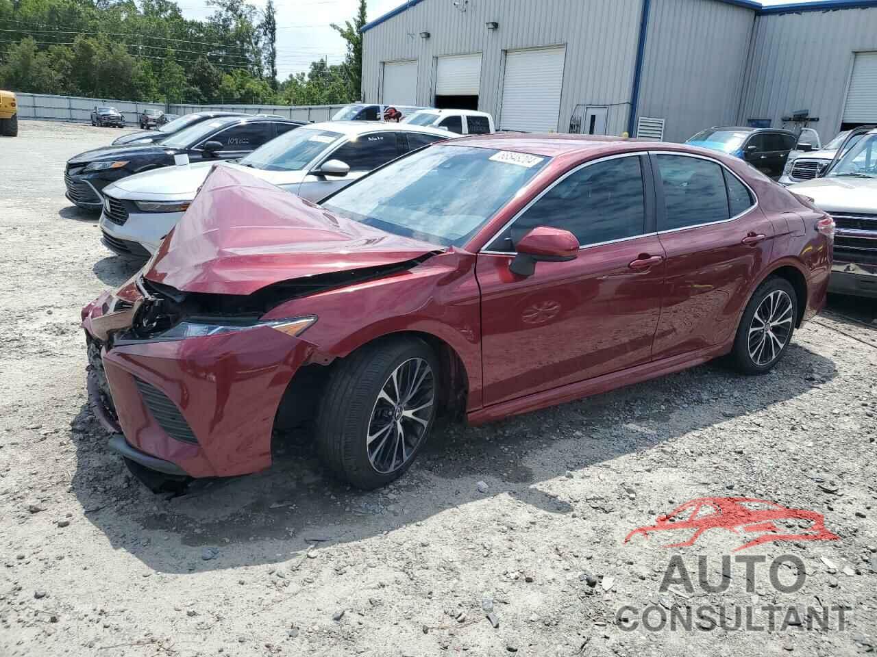 TOYOTA CAMRY 2018 - 4T1B11HK4JU611527