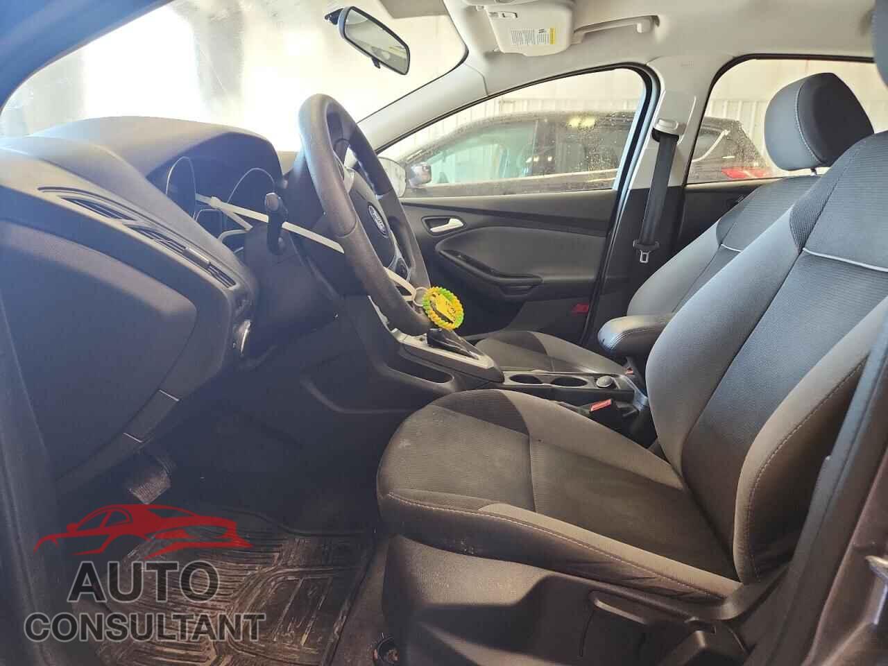 FORD FOCUS 2014 - 1FADP3F27EL432152