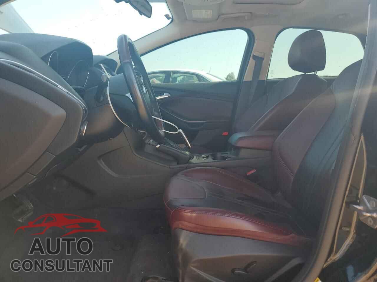 FORD FOCUS 2014 - 1FADP3N2XEL269840