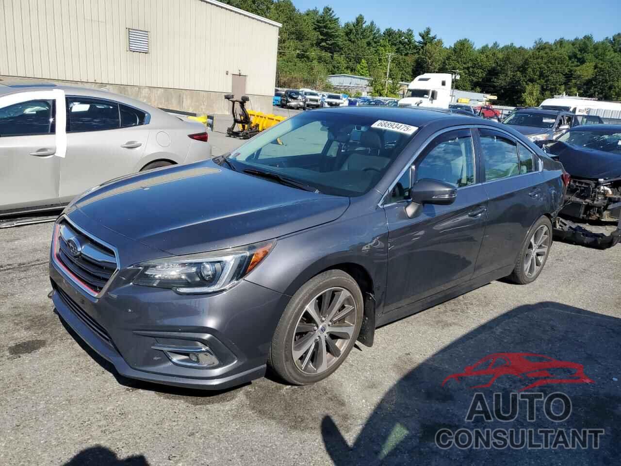 SUBARU LEGACY 2018 - 4S3BNAN6XJ3018924