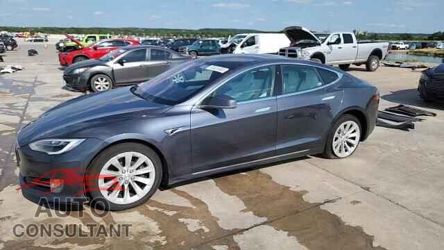 TESLA MODEL S 2017 - 5YJSA1E16HF214601