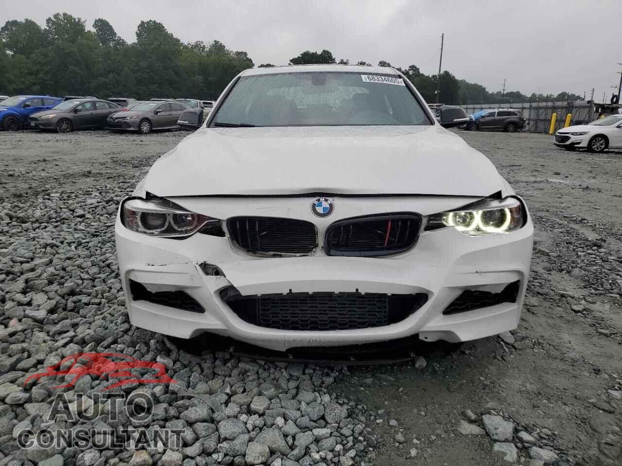 BMW 3 SERIES 2013 - WBA3A5G52DNN66157