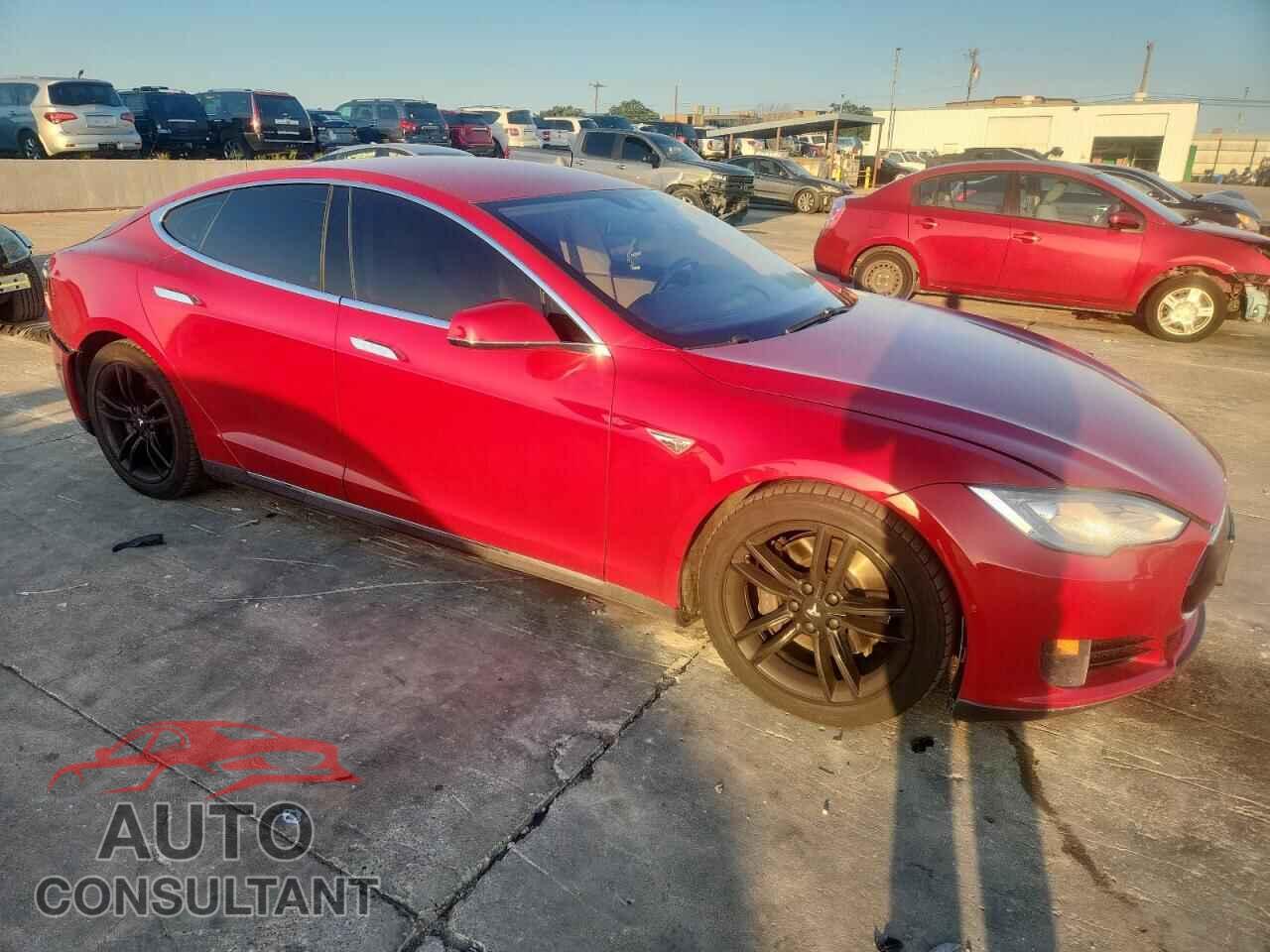 TESLA MODEL S 2015 - 5YJSA1S20FF095955