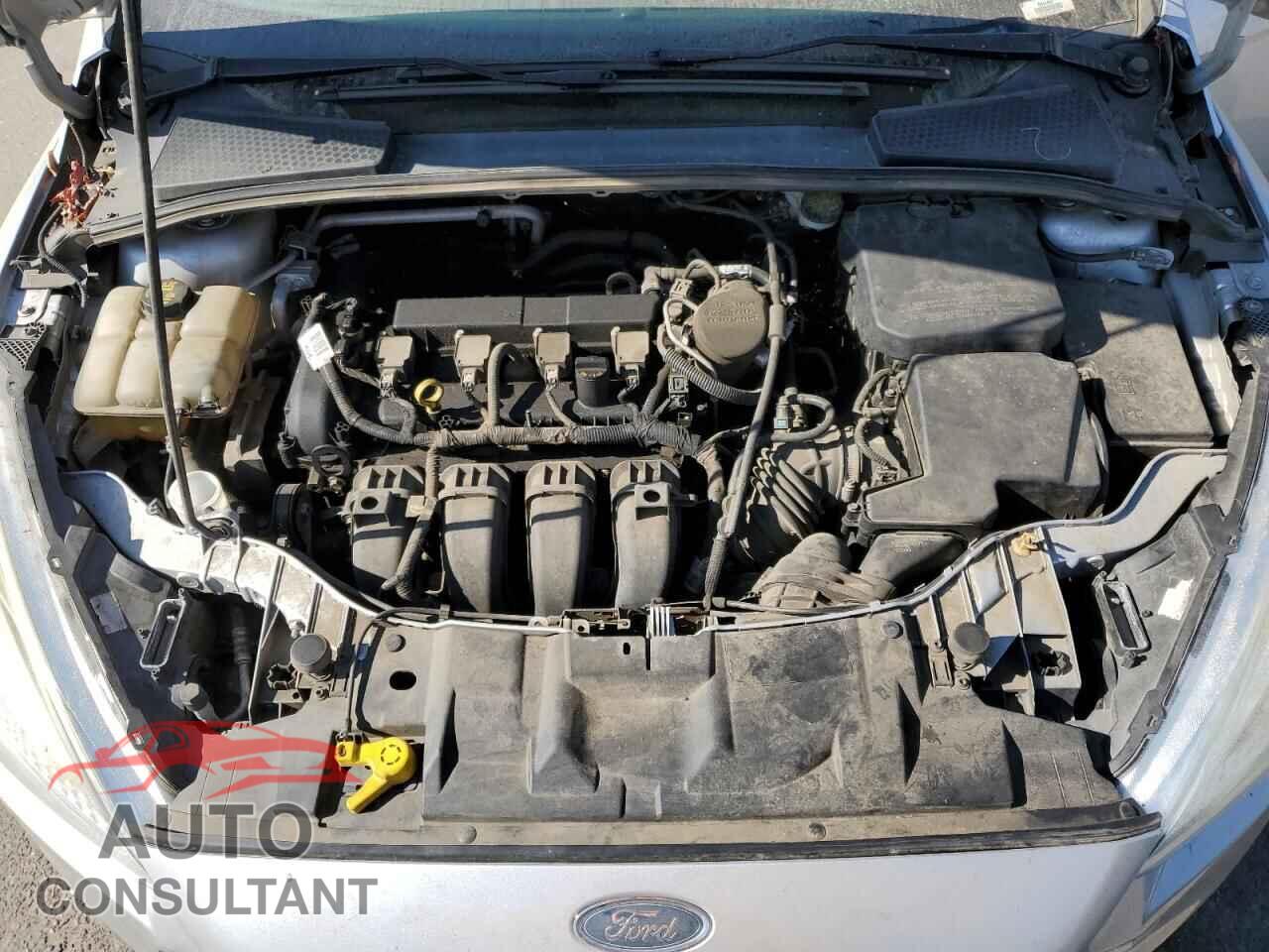 FORD FOCUS 2015 - 1FADP3E20FL364084