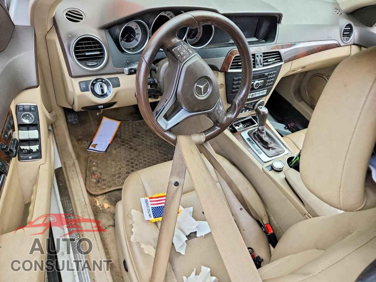 MERCEDES-BENZ C-CLASS 2014 - WDDGF8AB4EA947609