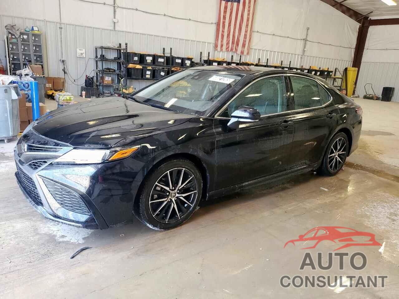 TOYOTA CAMRY 2024 - 4T1G11AK6RU851268