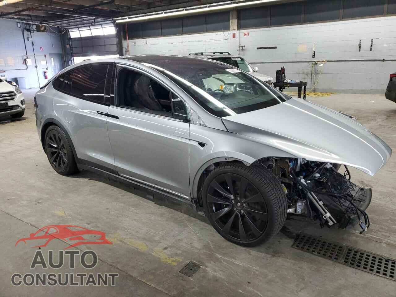 TESLA MODEL X 2024 - 7SAXCDE58RF456637