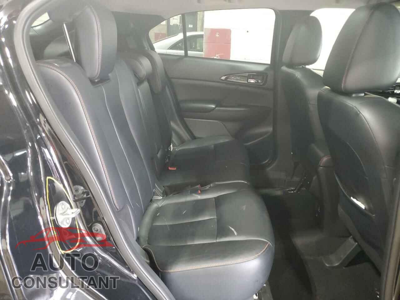MITSUBISHI ECLIPSE 2018 - JA4AT5AA7JZ038560