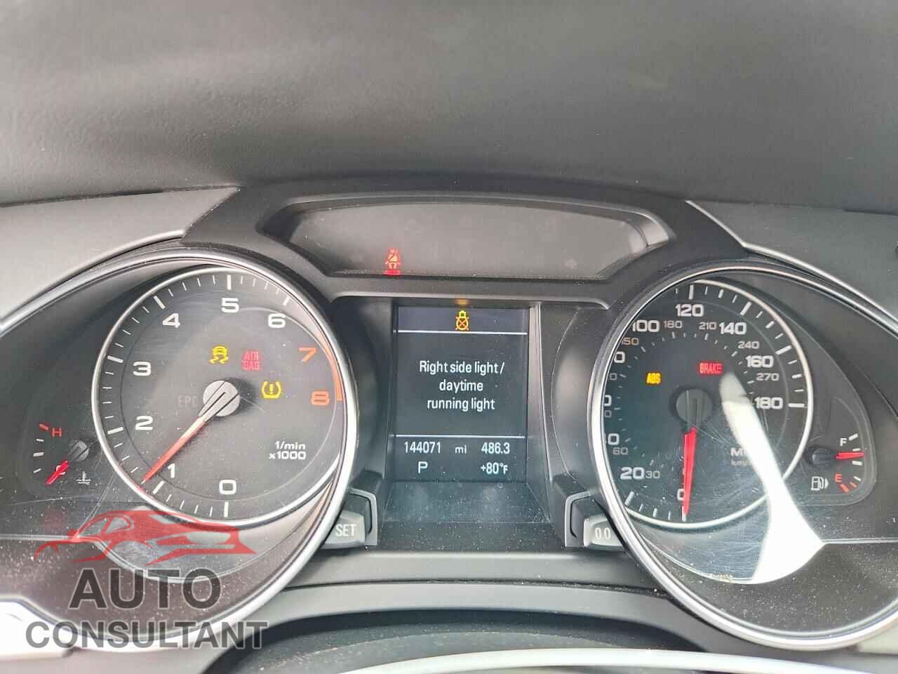 AUDI A5 2011 - WAUVFAFRXBA068798
