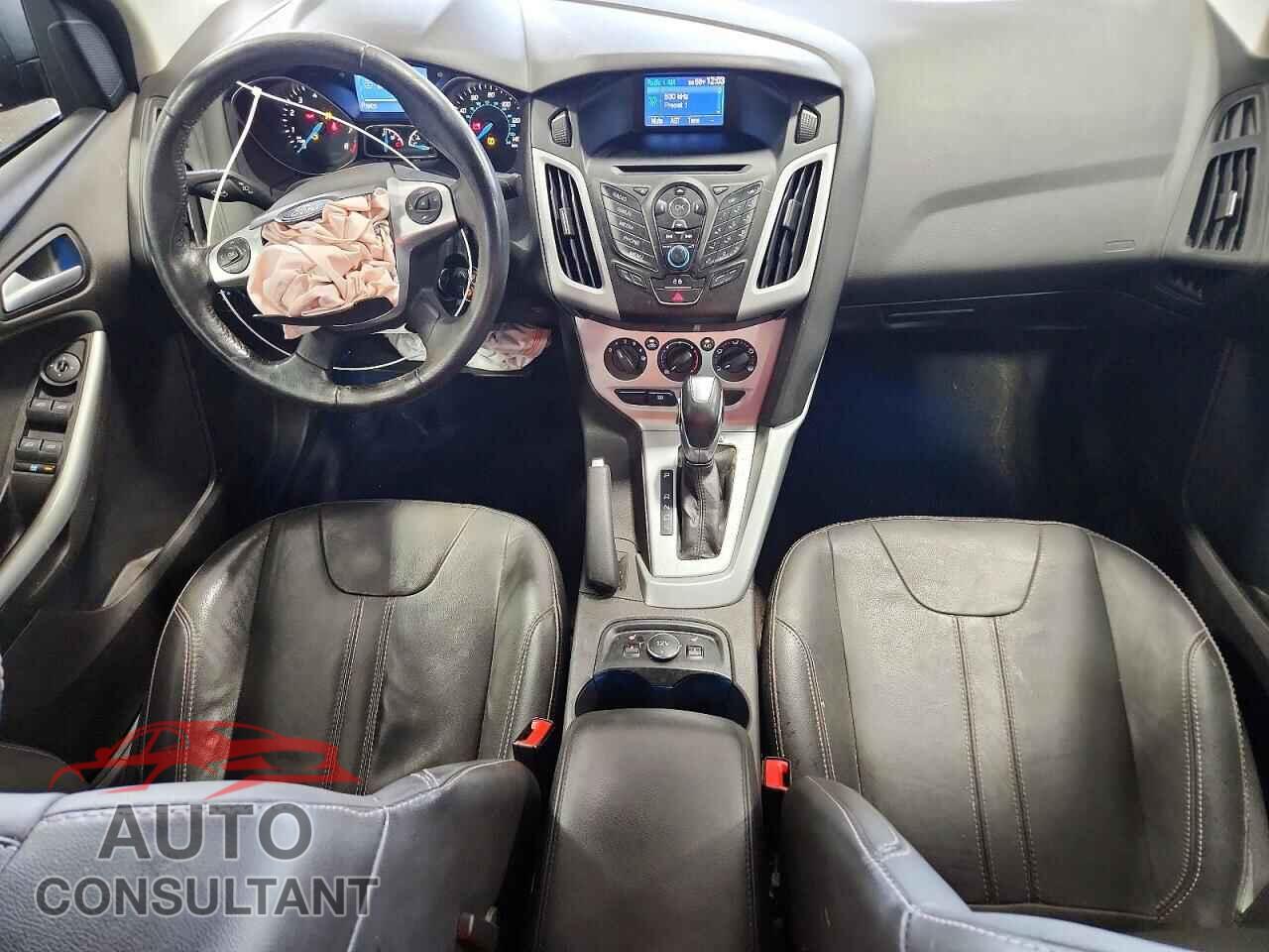 FORD FOCUS 2014 - 1FADP3F27EL209612