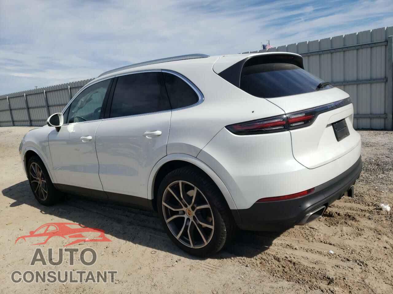 PORSCHE CAYENNE 2019 - WP1AA2AY4KDA18450