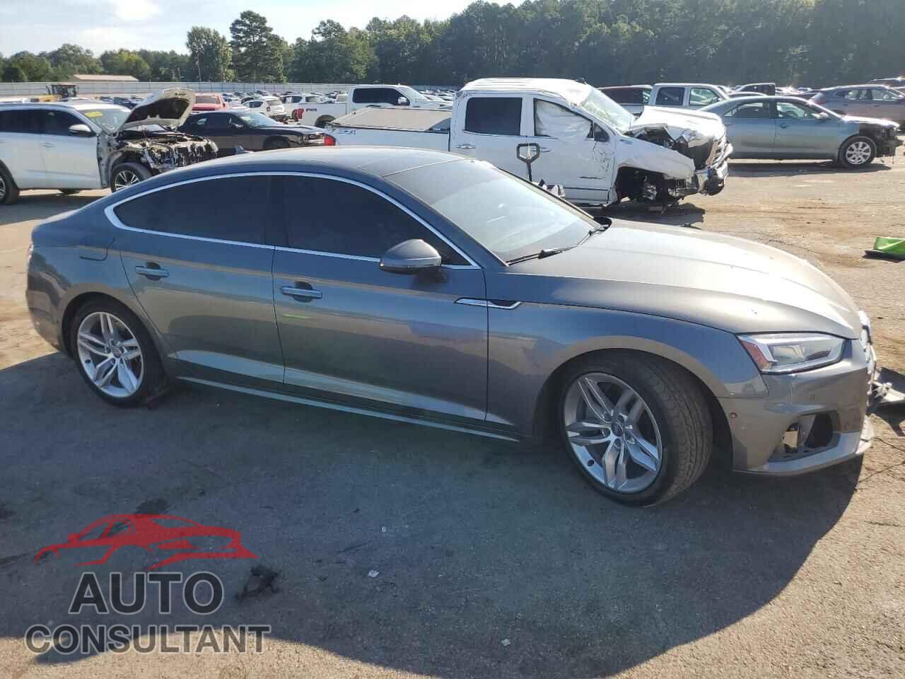 AUDI A5 2019 - WAUCNDF54KA039922