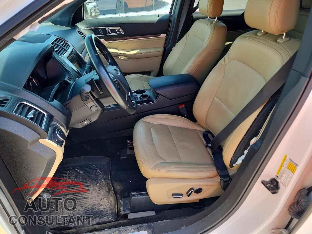 FORD EXPLORER 2017 - 1FM5K7FH7HGC46662