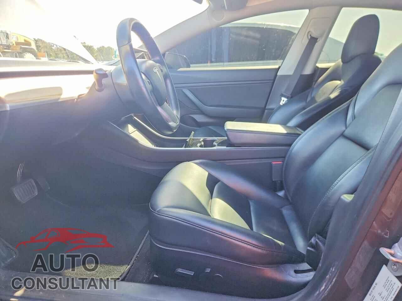 TESLA MODEL 3 2019 - 5YJ3E1EA8KF331323
