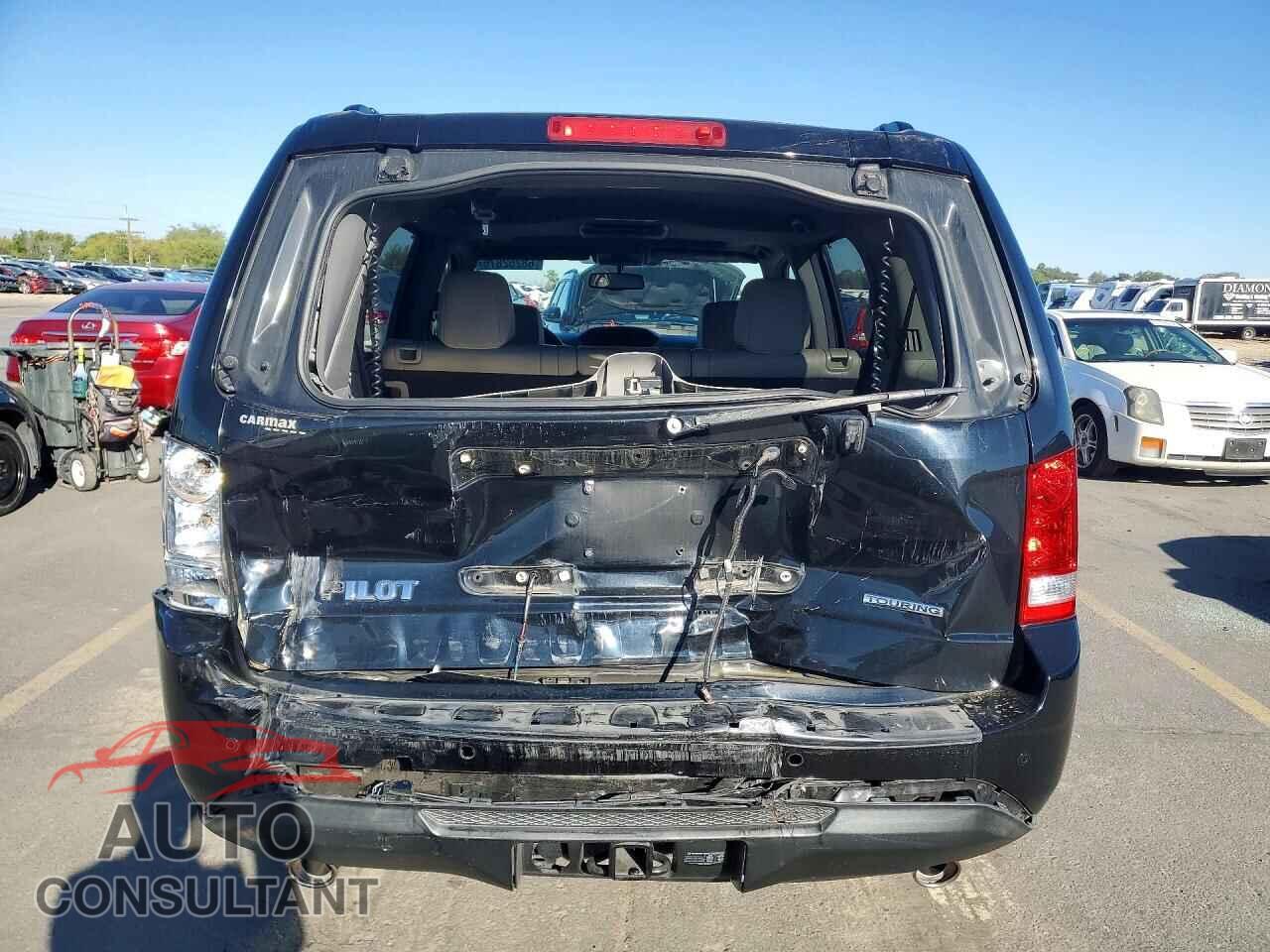 HONDA PILOT 2013 - 5FNYF3H98DB006383