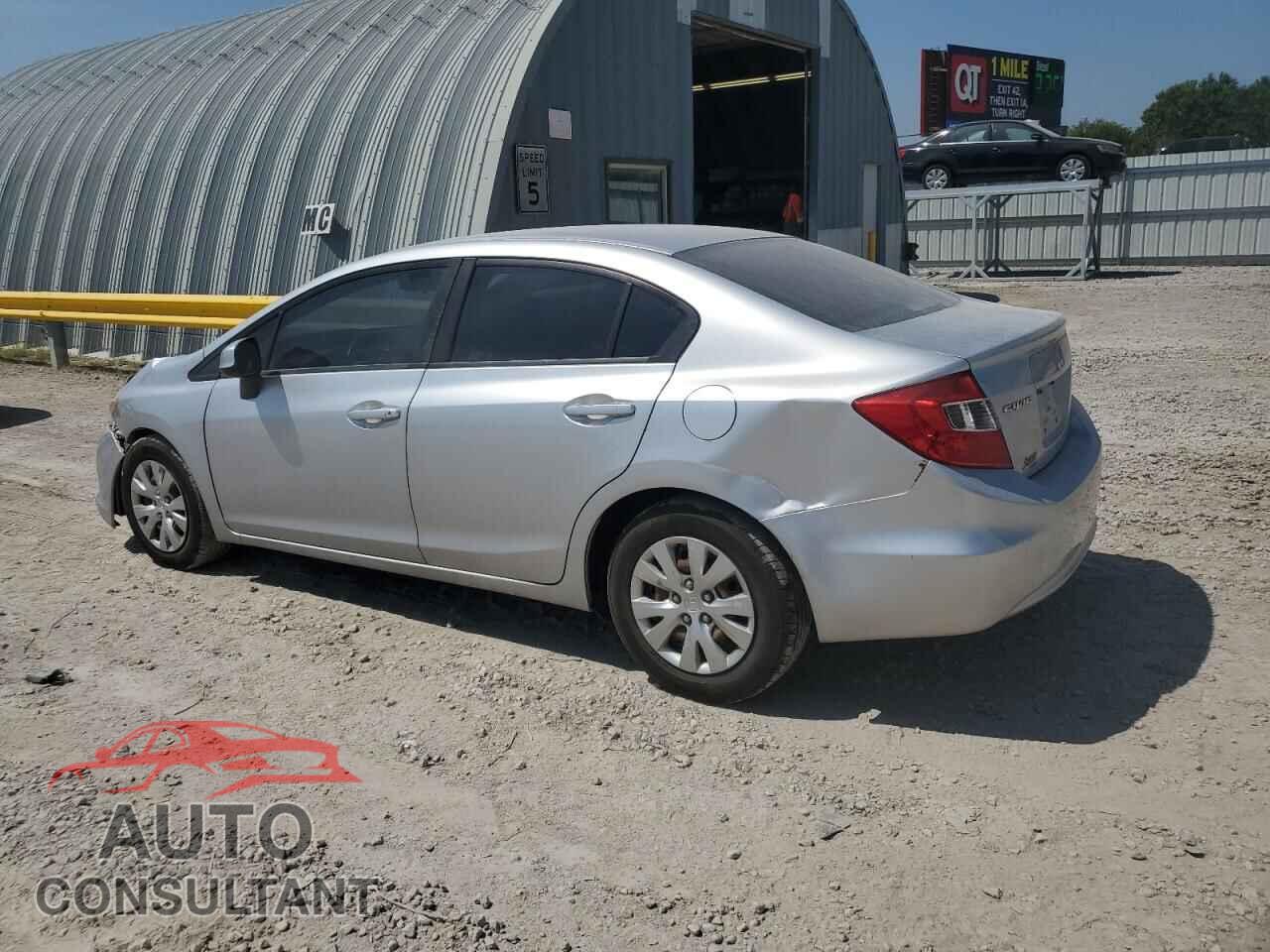 HONDA CIVIC 2012 - 2HGFB2F55CH606365