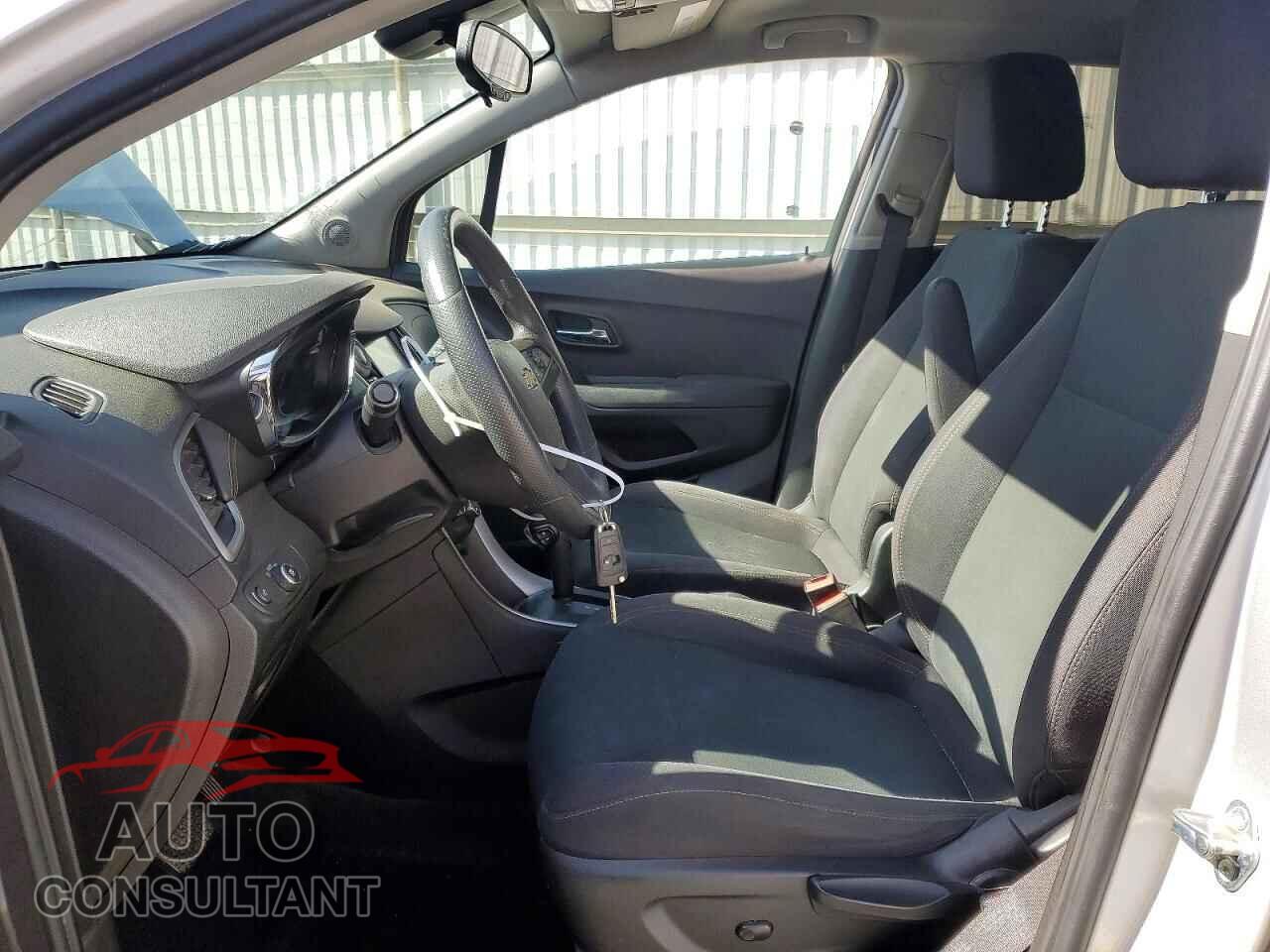 CHEVROLET TRAX 2017 - 3GNCJKSB3HL250858