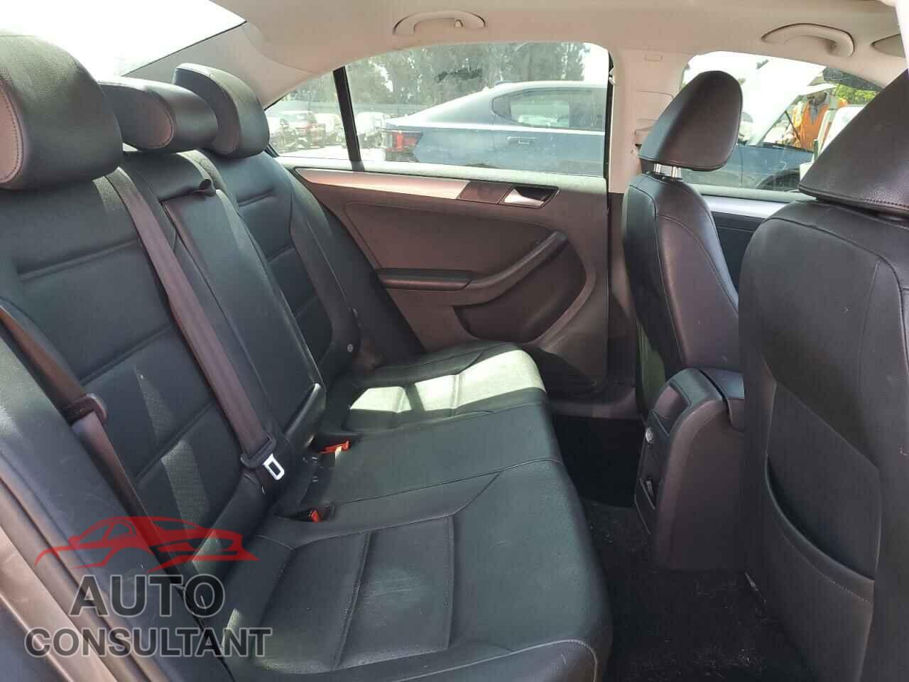 VOLKSWAGEN JETTA 2017 - 3VWDB7AJ9HM313761