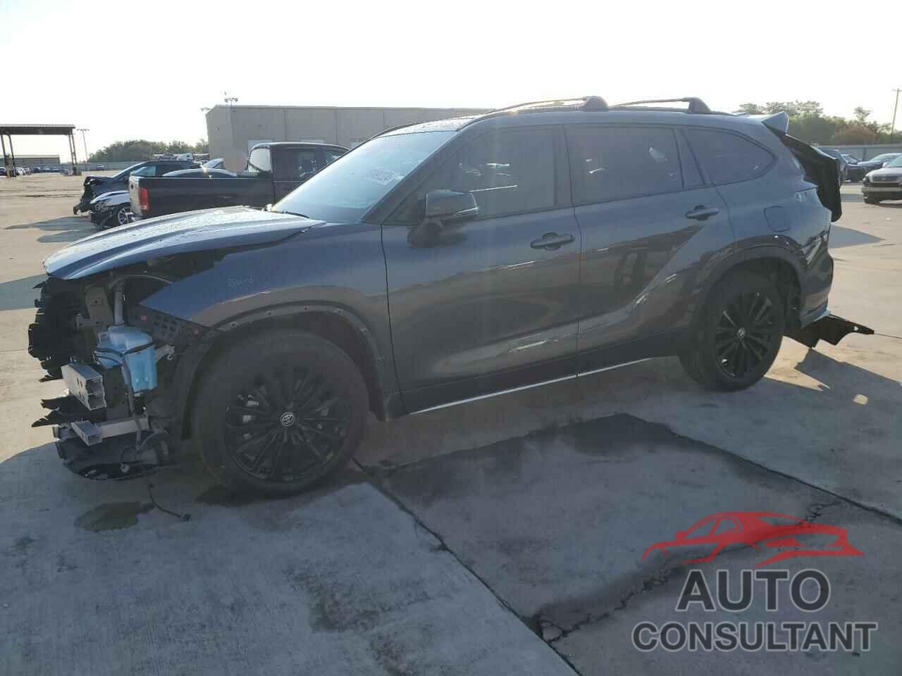 TOYOTA HIGHLANDER 2023 - 5TDKDRAH7PS013874