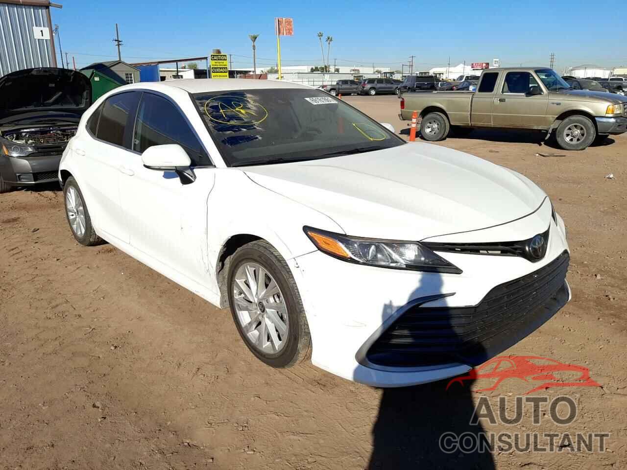 TOYOTA CAMRY 2021 - 4T1C11AK5MU578573