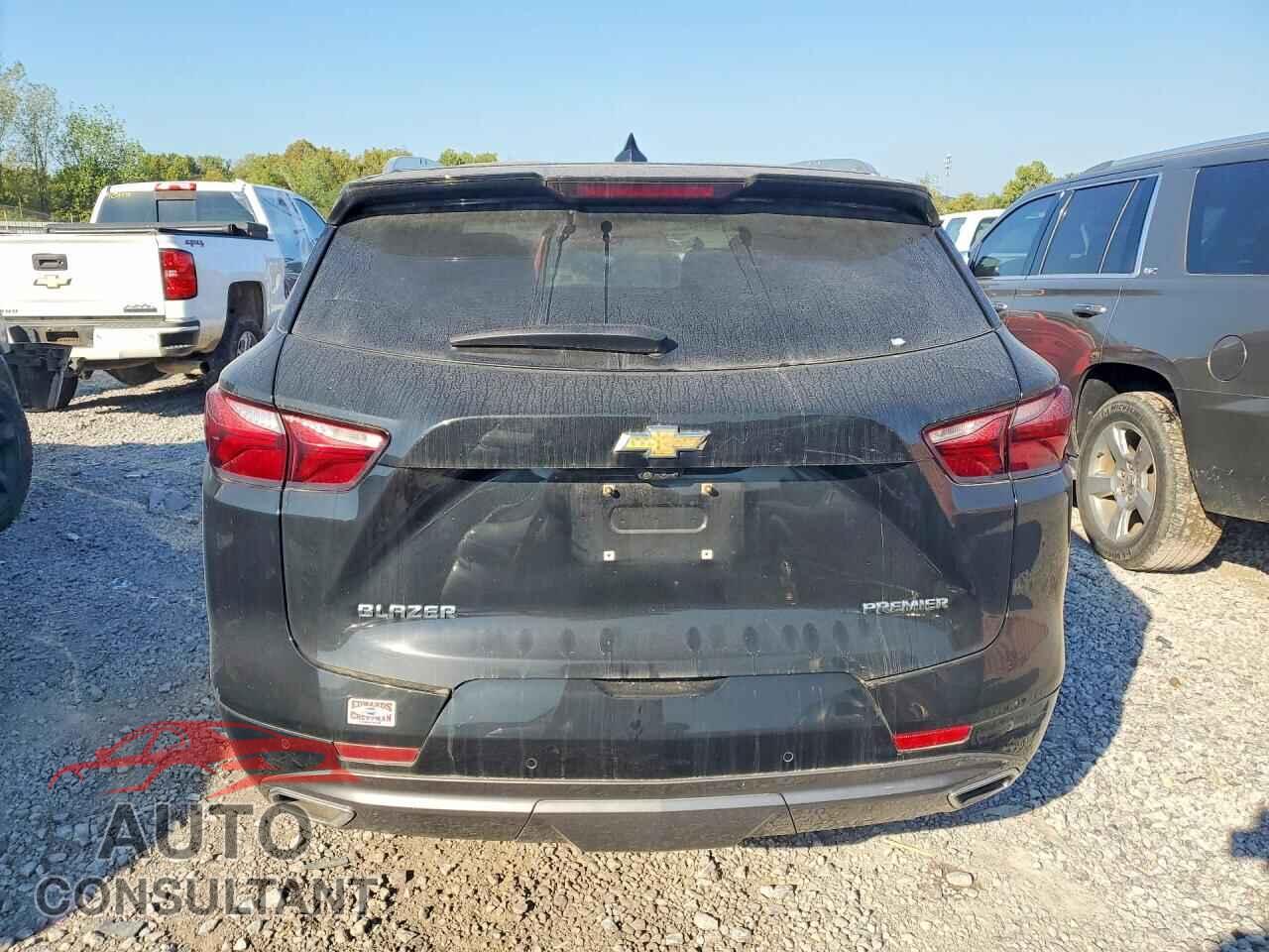 CHEVROLET BLAZER 2021 - 3GNKBFRS2MS544743