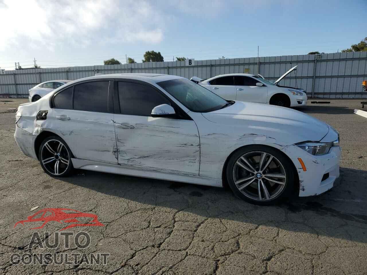 BMW 3 SERIES 2016 - WBA8B3G52GNT62213