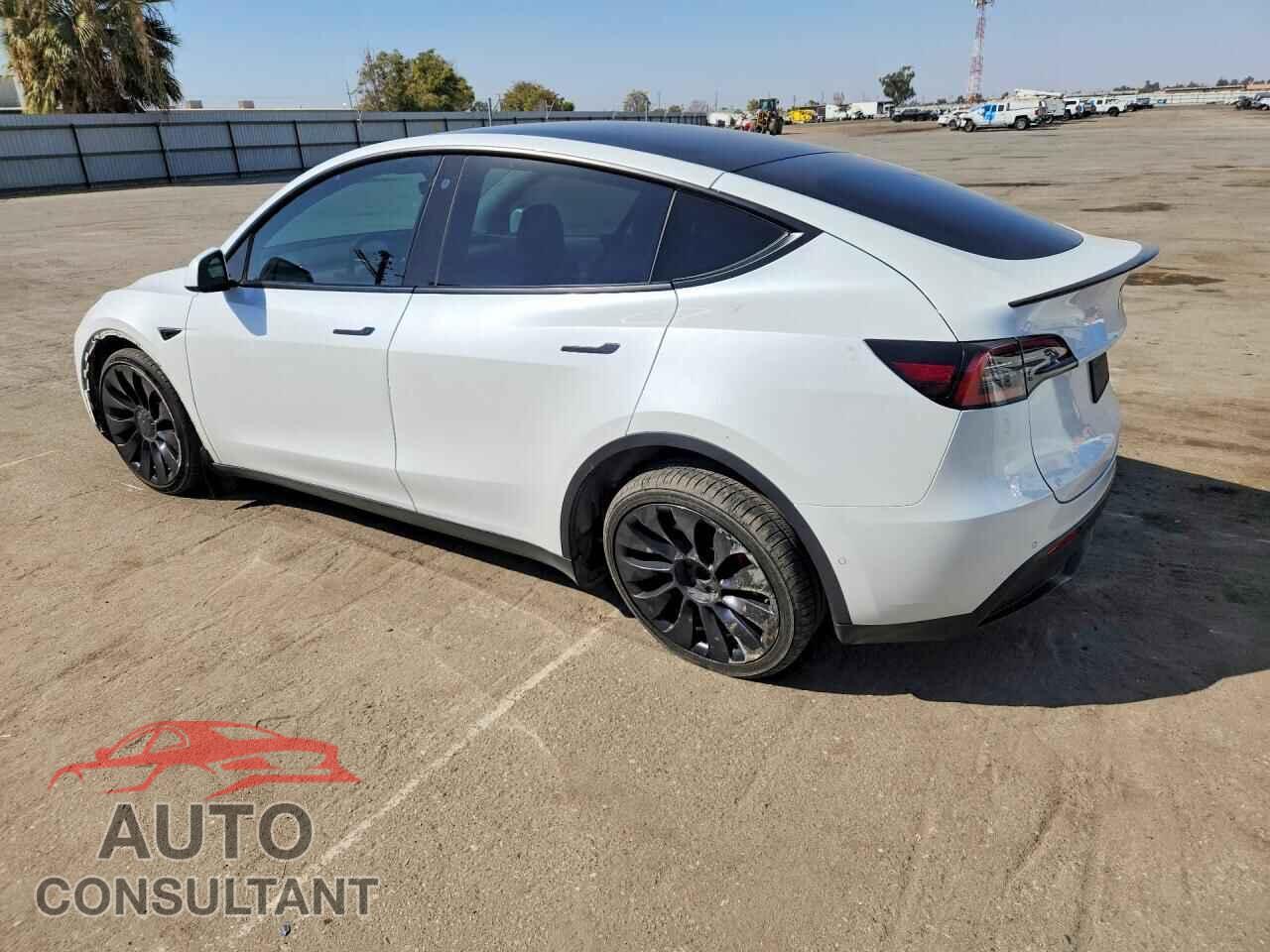 TESLA MODEL Y 2022 - 7SAYGDEF7NF410230