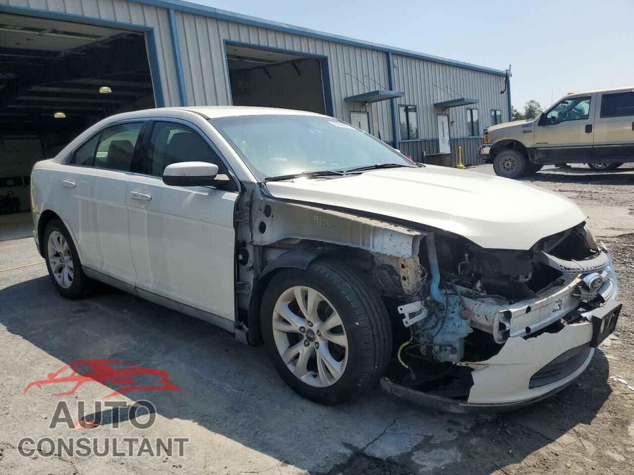 FORD TAURUS 2011 - 1FAHP2EW8BG172302