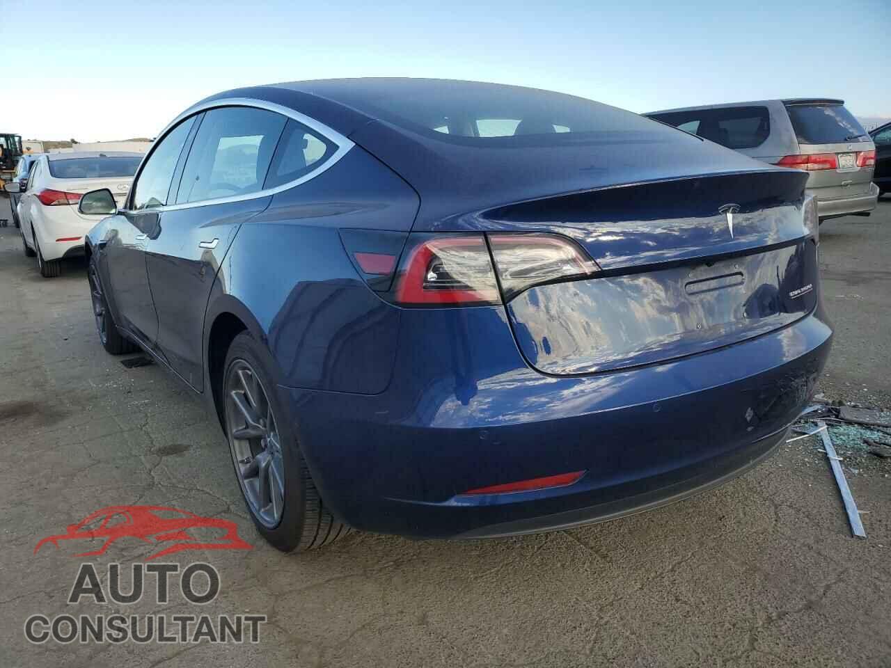 TESLA MODEL 3 2018 - 5YJ3E1EB7JF105278