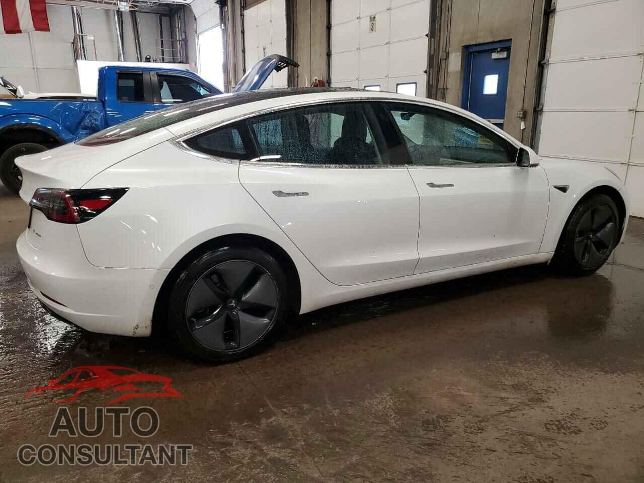 TESLA MODEL 3 2019 - 5YJ3E1EB9KF211636