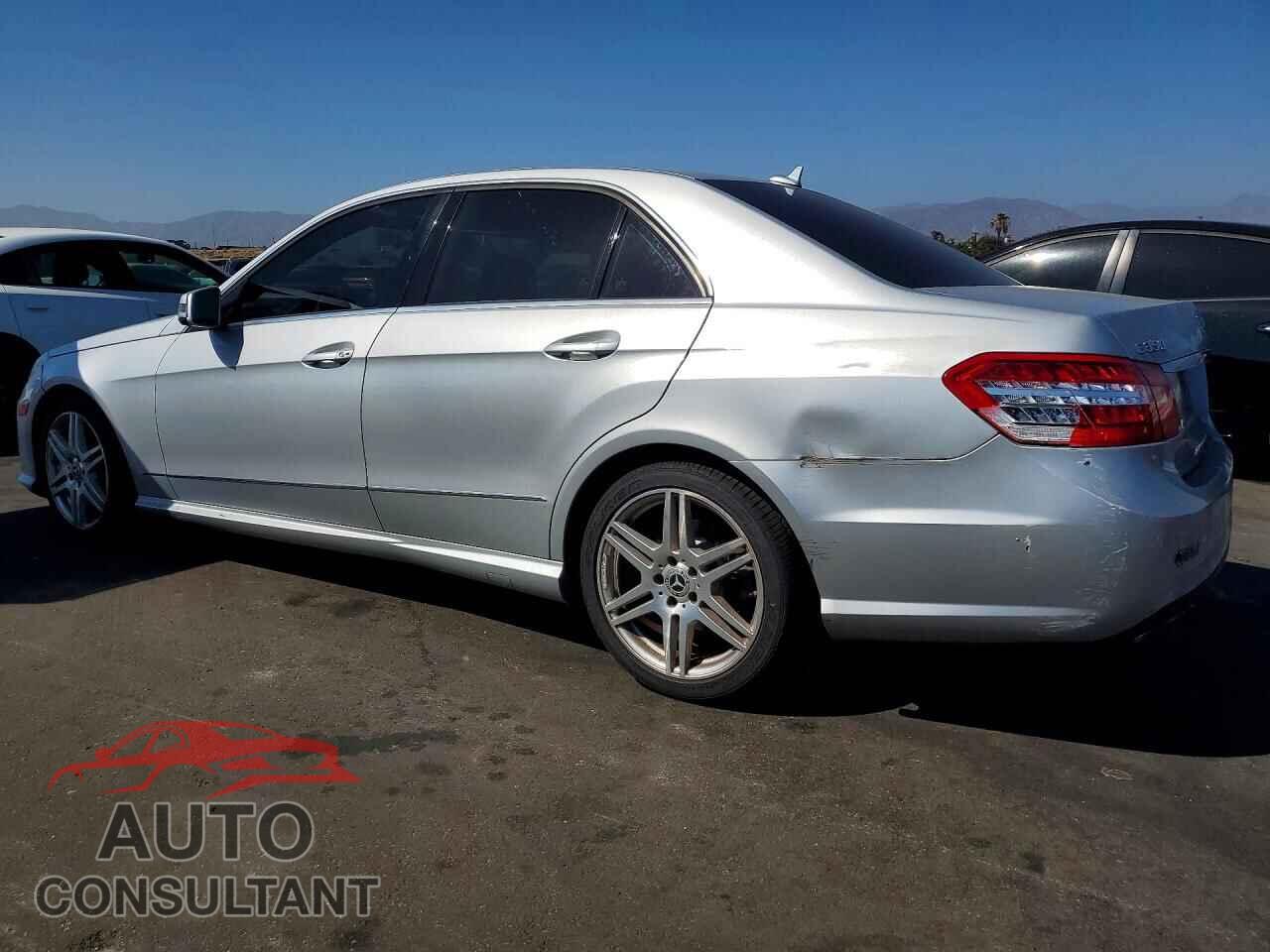 MERCEDES-BENZ E-CLASS 2010 - WDDHF5GB4AA046437