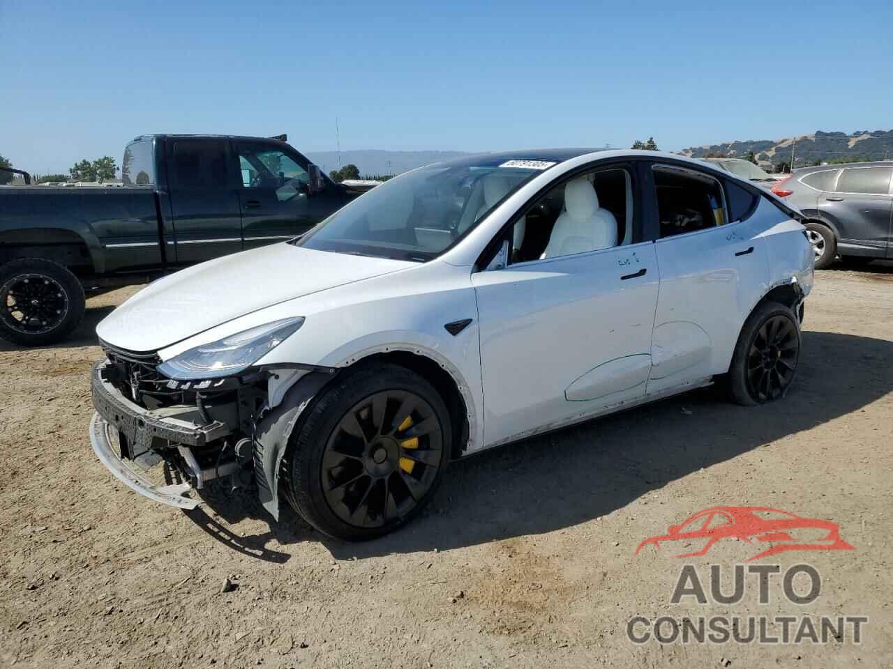 TESLA MODEL Y 2021 - 5YJYGDEEXMF271021