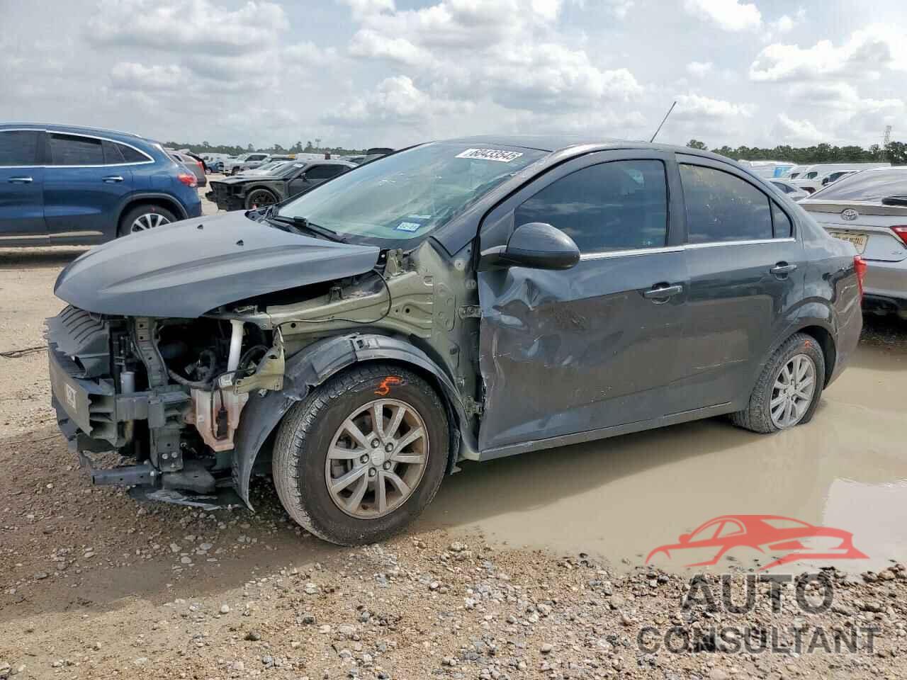 CHEVROLET SONIC 2017 - 1G1JD5SH8H4128072