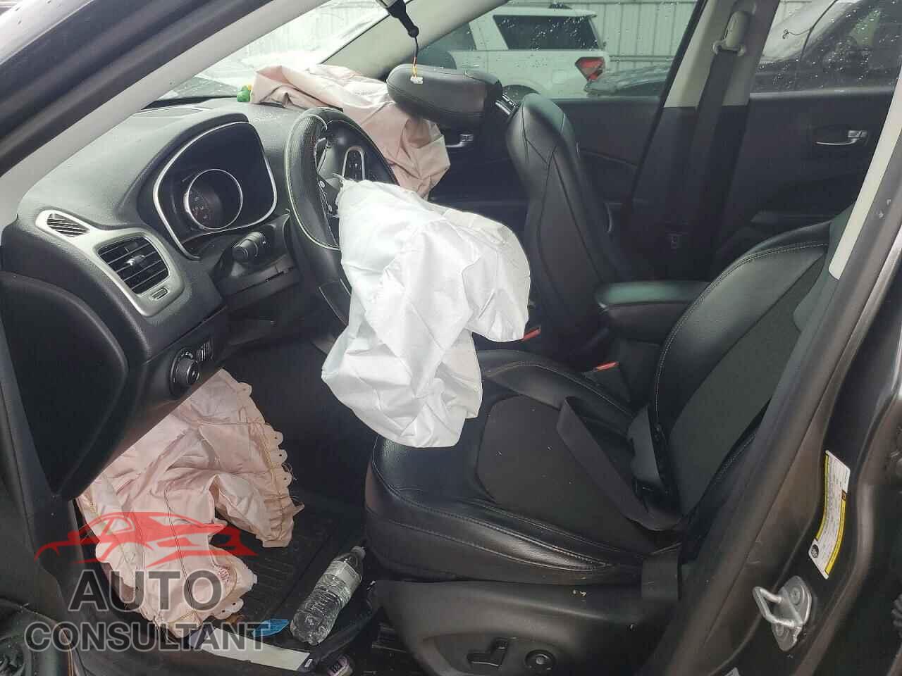 JEEP COMPASS 2017 - 3C4NJCBB7HT672431