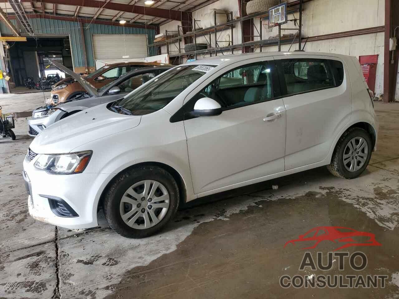 CHEVROLET SONIC 2019 - 1G1JG6SB3K4132868