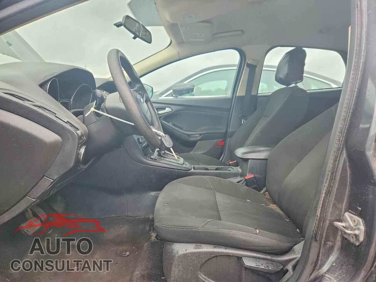 FORD FOCUS 2017 - 1FADP3K28HL314508